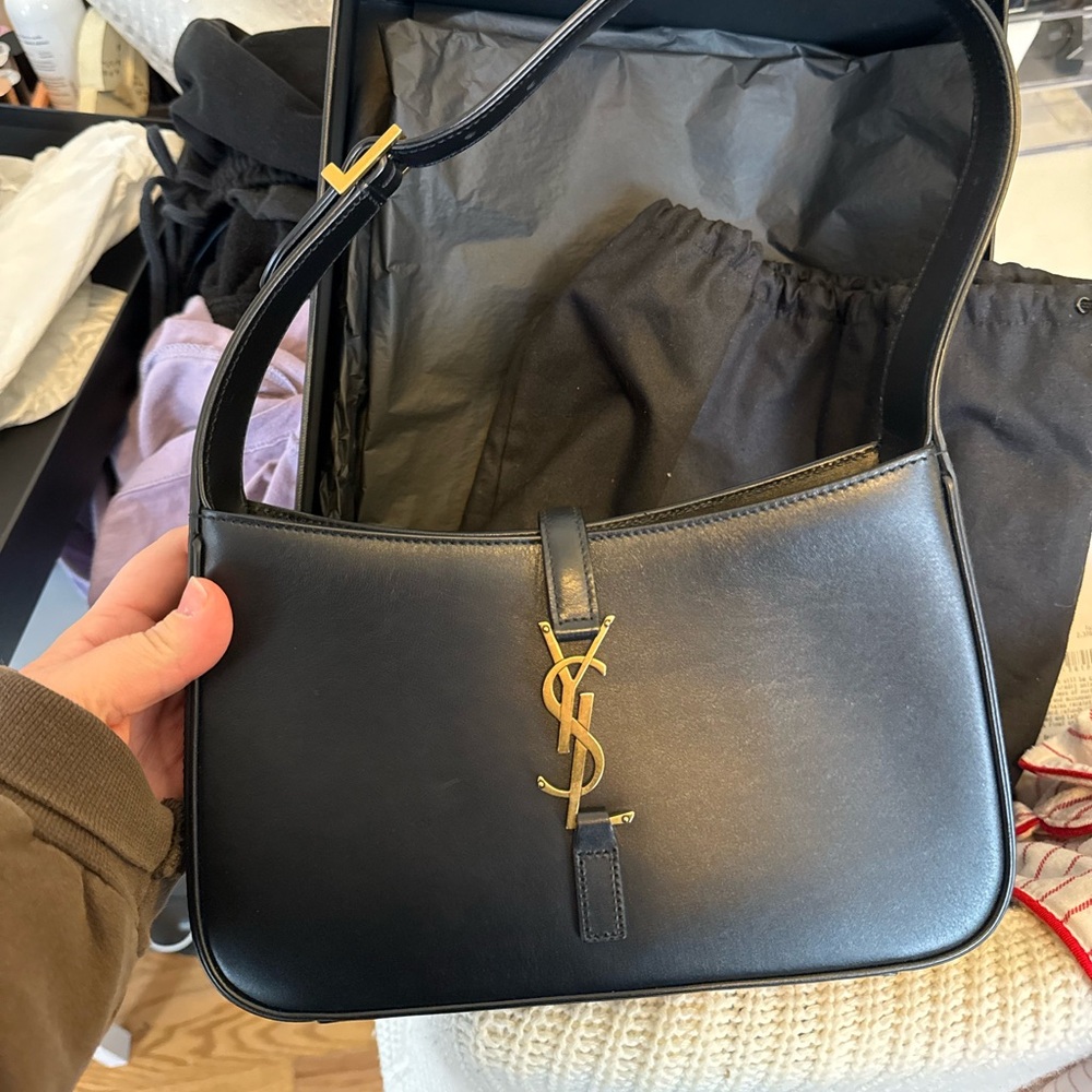 YSL 5 a 7 Hobo bag